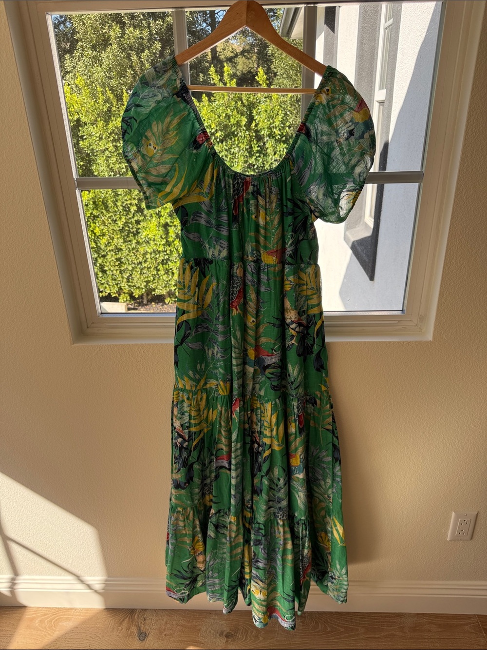 Maeve Green Tropical Leaf & Floral Puff-Sleeve Maxi Dress